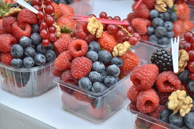 Owoce jagodowe są bogate w potas Owoce jagodowe z ogrodu