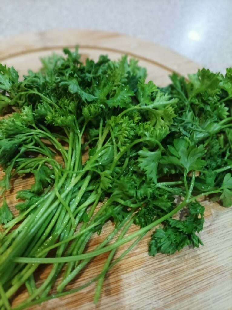 Pietruszka naciowa bogata w witaminę C