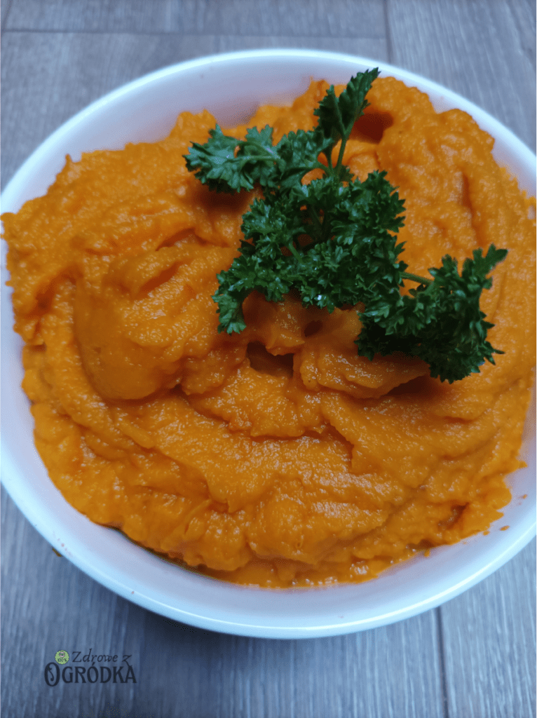 Mus z dyni hokkaido Mus dyniowy z pieczonej dyni hokkaido