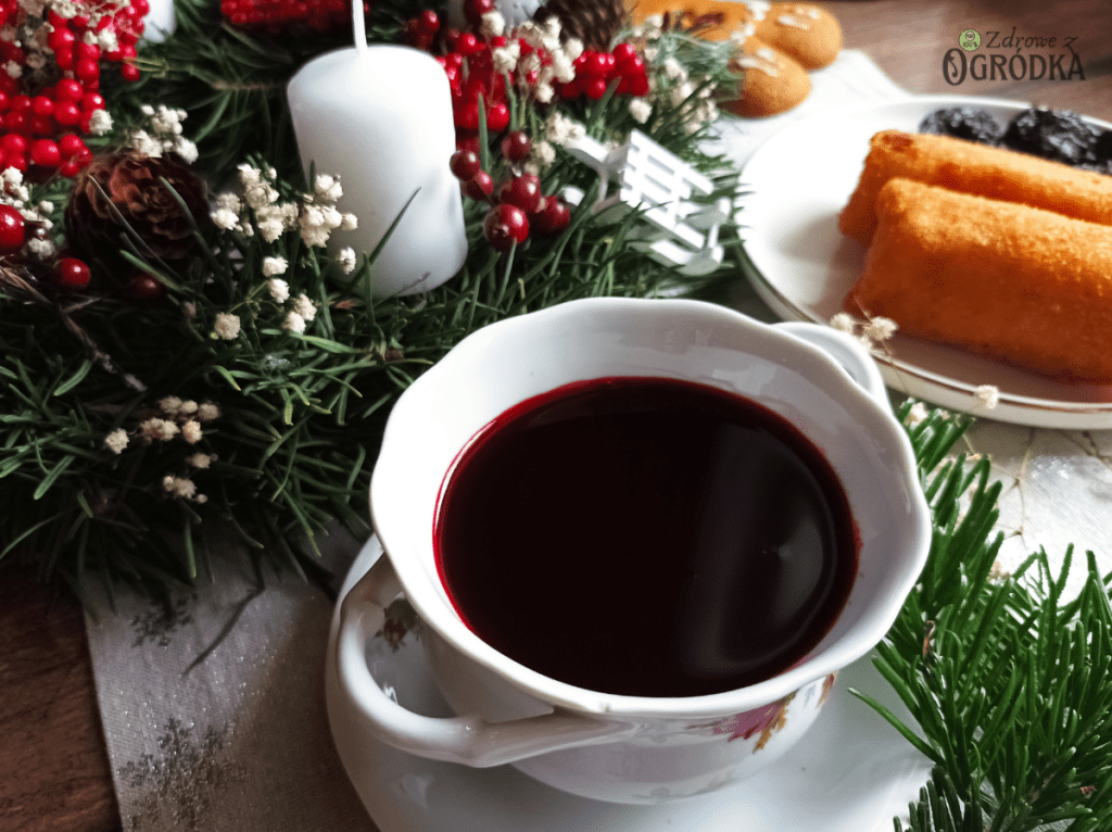 Barszcz czerwony wigilijny na Święta Bożego Narodzenia