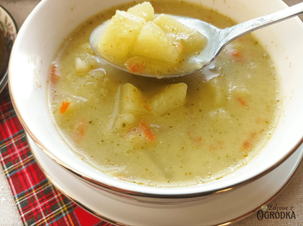 Zupa ogórkowa krem z ziemniakami