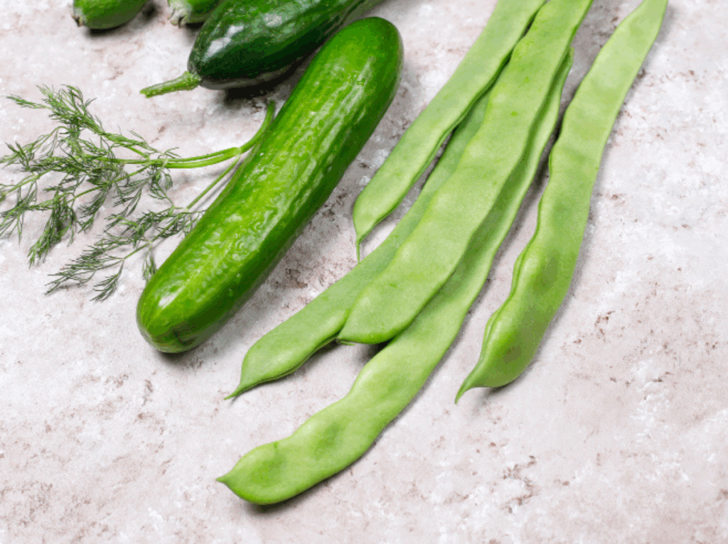 Sąsiedztwo ogórków Sąsiedztwo ogórków z fasolą szparagową